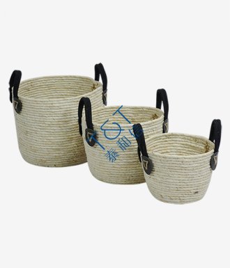 Foreside Home and Garden Natural Set of 3 Corn Husk Decorative Storage Baskets 